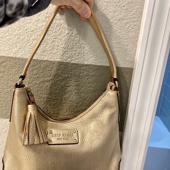 Kate Spade Vintage Mini Gold Bag. Excellent Condition - Picture 5 of 16